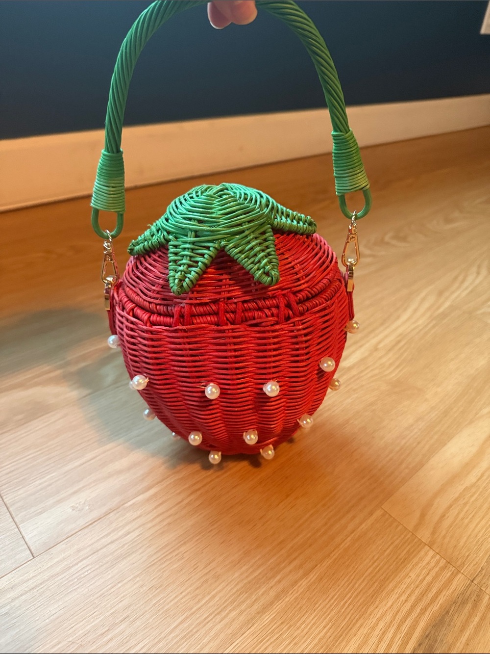 Kate Spade x Target Strawberry Mini Wicker Bag - Picture 3 of 6